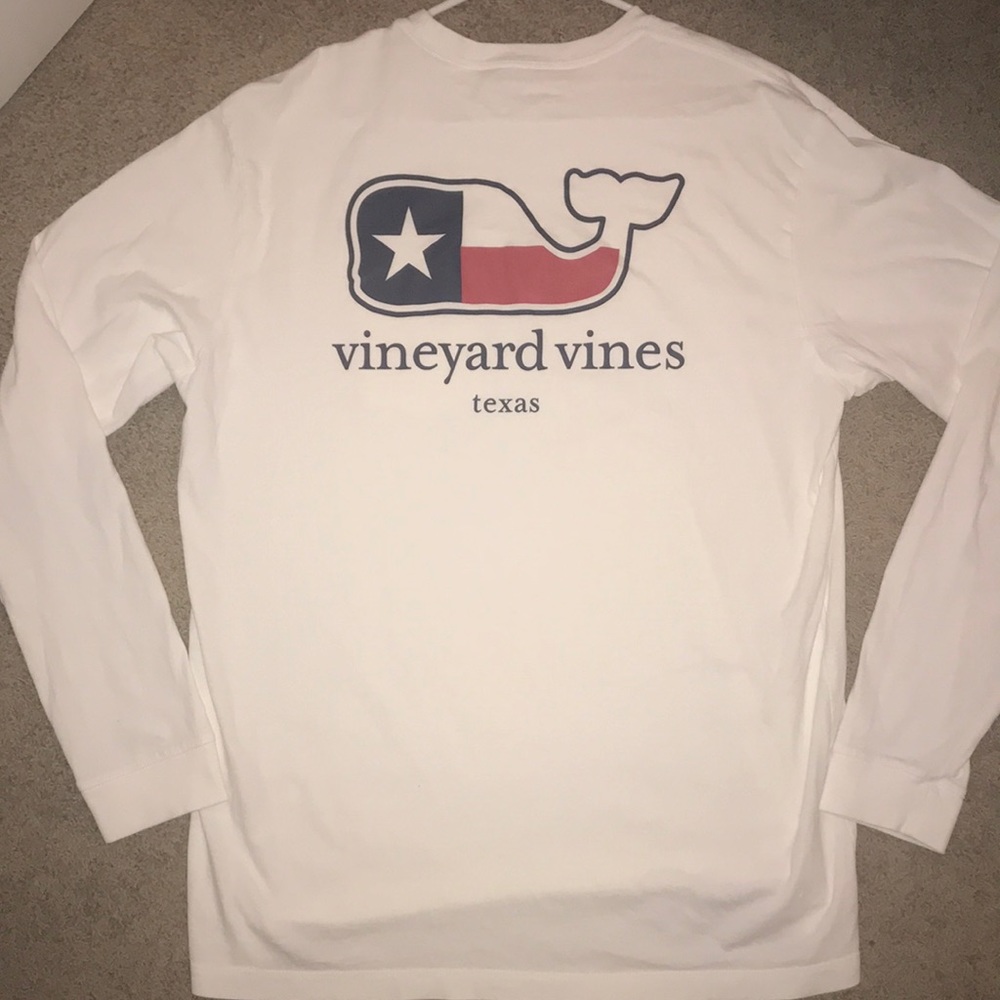 NWOT Vineyard Vines Long sleeve t-shirt